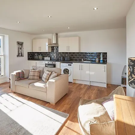 Apartment Host & - Abbey Court