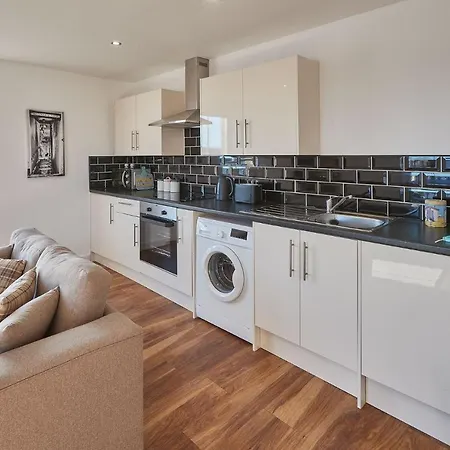 Host & - Abbey Court Apartment